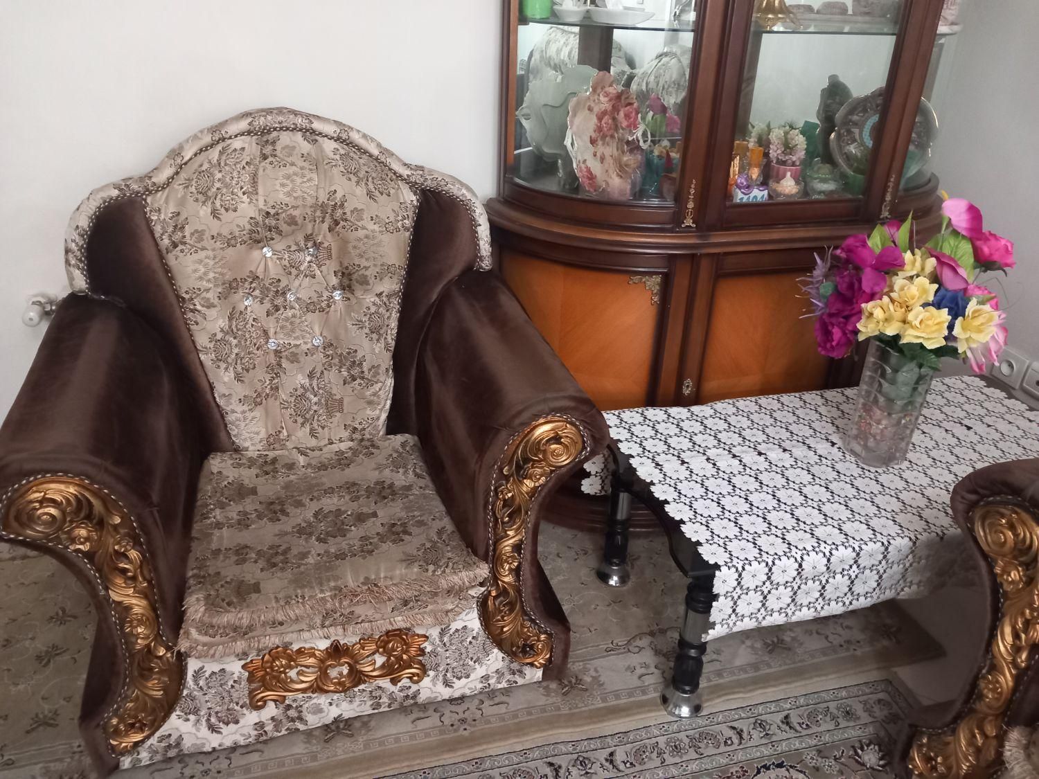 مبل راحتی ۷نفره|مبلمان خانگی و میز عسلی|تهران, جنت‌آباد شمالی|دیوار