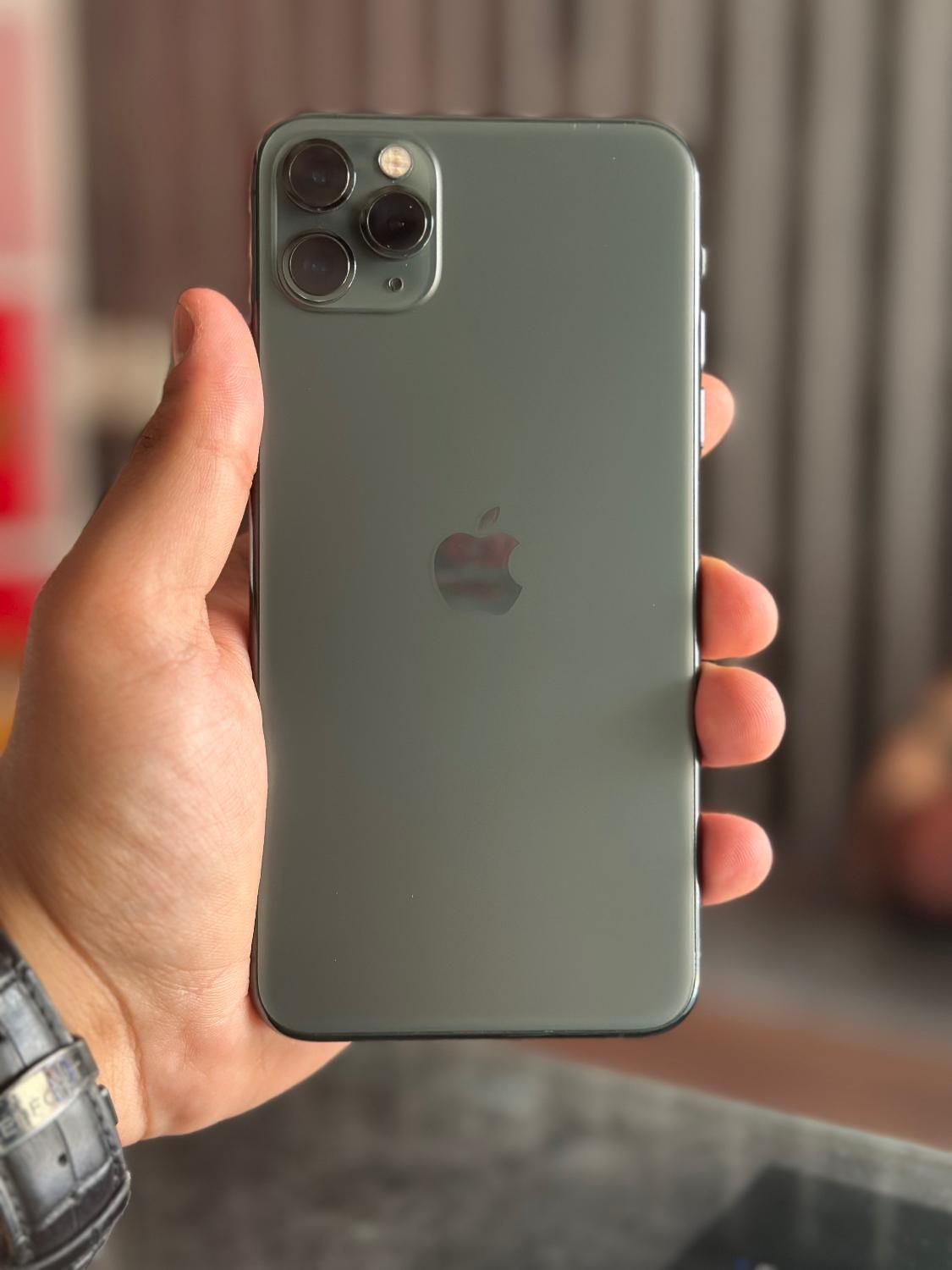 اپل IPhone 11 Pro Max|موبایل|اصفهان, احمدآباد|دیوار