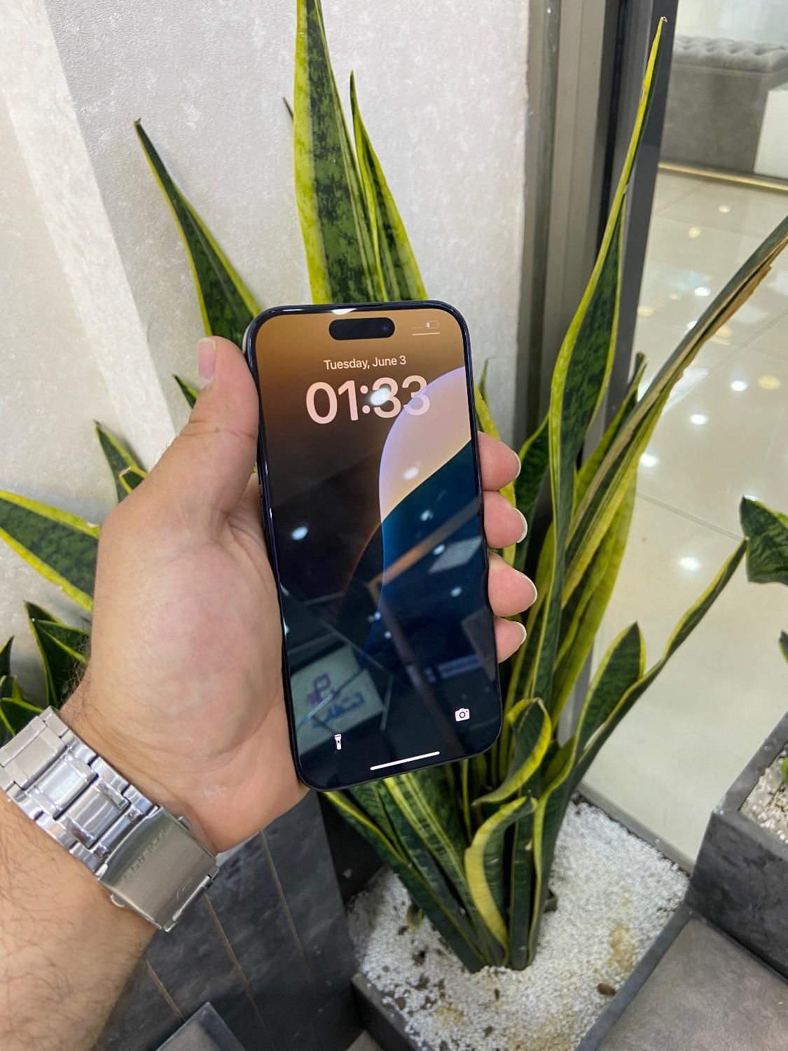 اپل ایفون ۱۵ پرو بی نظیر با باطری ۱۰۰ بلو تیتانیوم|موبایل|اصفهان, احمدآباد|دیوار