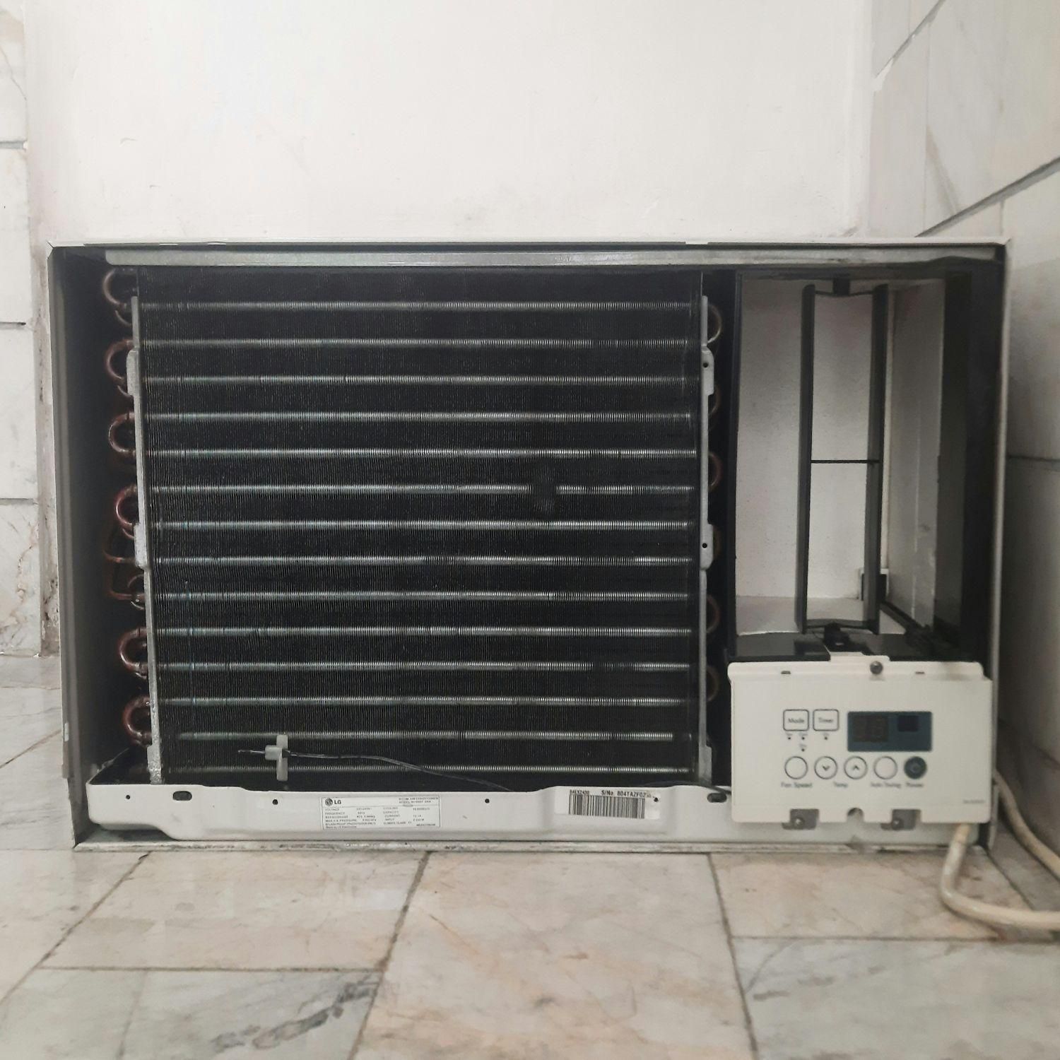 کولر گازی پنجره ای 19000 LG الجی 19 هزار ال جی آک|کولر گازی و فن‌کوئل|تهران, شهرک آزادی|دیوار