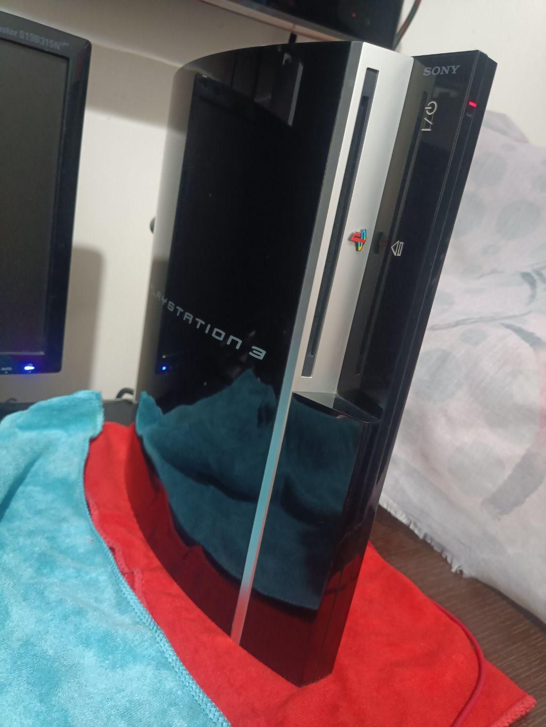 PS 3 FAT 260 GIG|کنسول، بازی ویدئویی و آنلاین|تهران, شهرک ولیعصر|دیوار