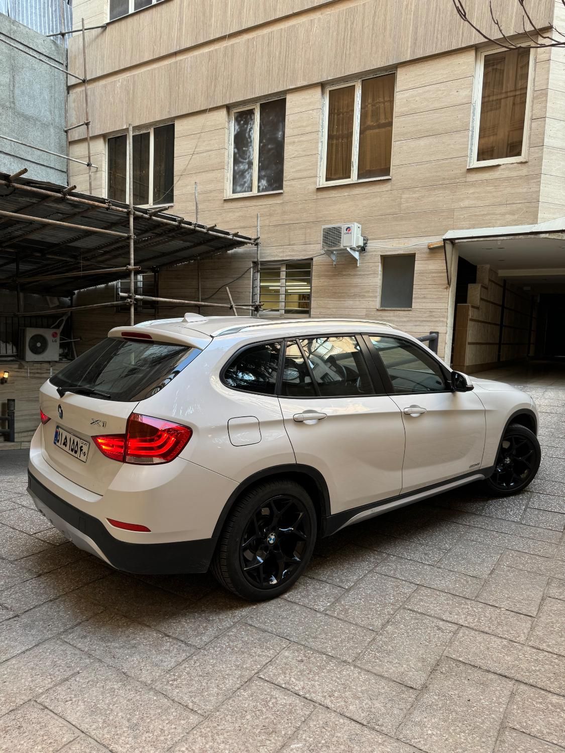 BMW X1 2015|خودرو سواری و وانت|تهران, نیاوران|دیوار