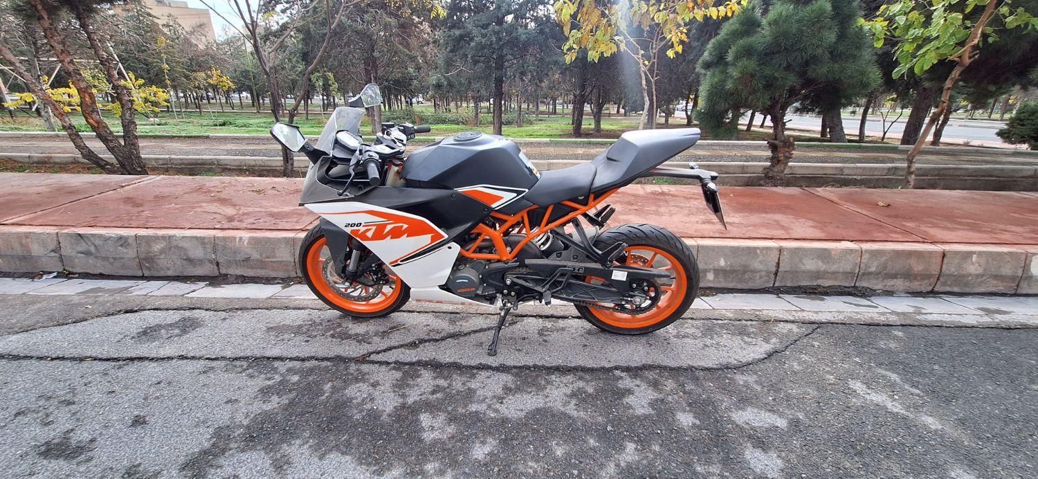 ktm rc 200 مدل ۹۹ مشابه خشک|موتورسیکلت|تهران, جنت‌آباد شمالی|دیوار