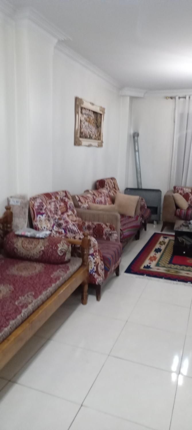 مصلی تهران سفارت افغان پارکینگ|اجارهٔ کوتاه‌مدت آپارتمان و سوئیت|تهران, عباس‌آباد|دیوار