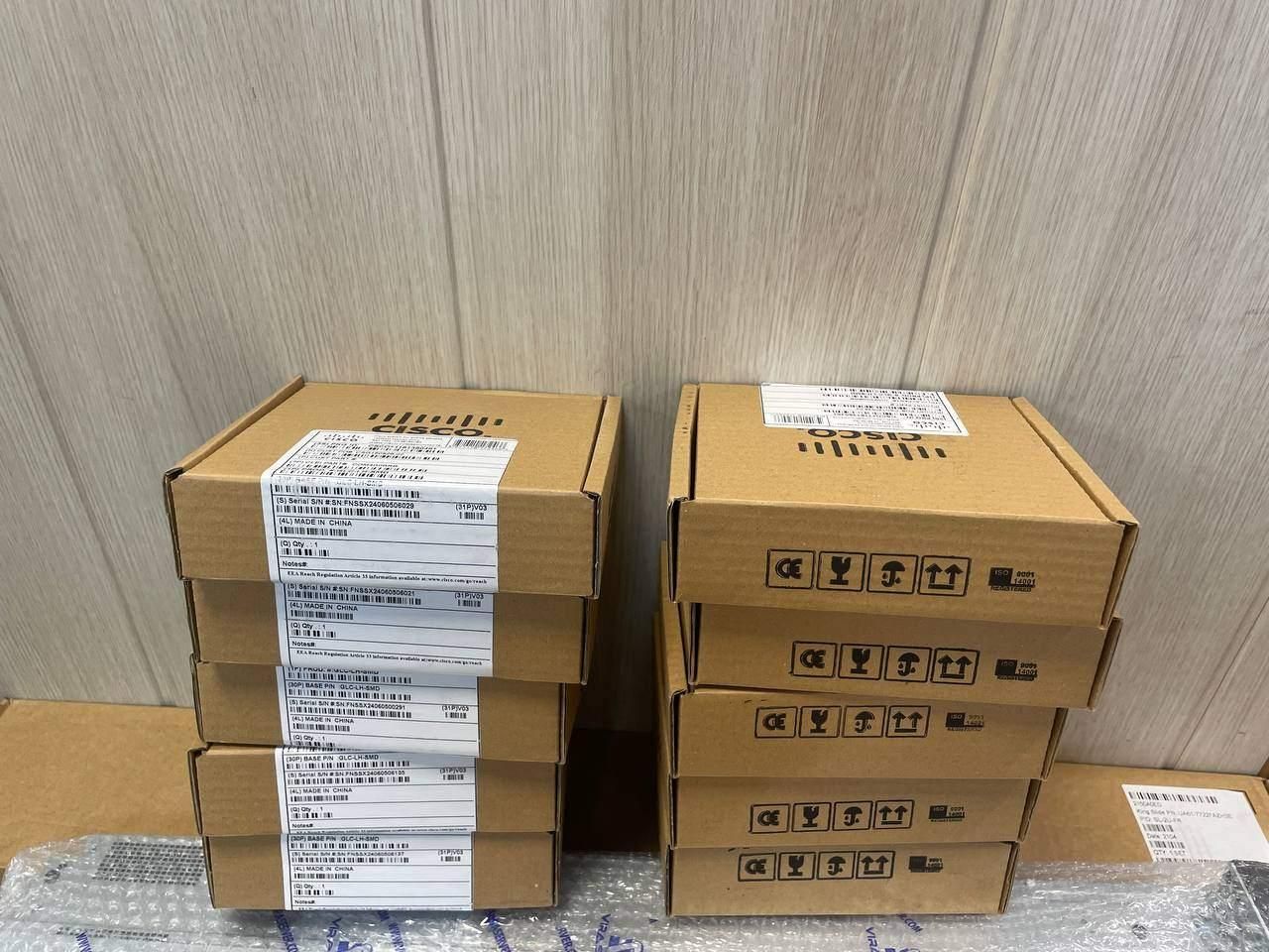 سوئیچ شبکه سیسکو سری Catalyst WS-C2960X|مودم و تجهیزات شبکه|تهران, ونک|دیوار