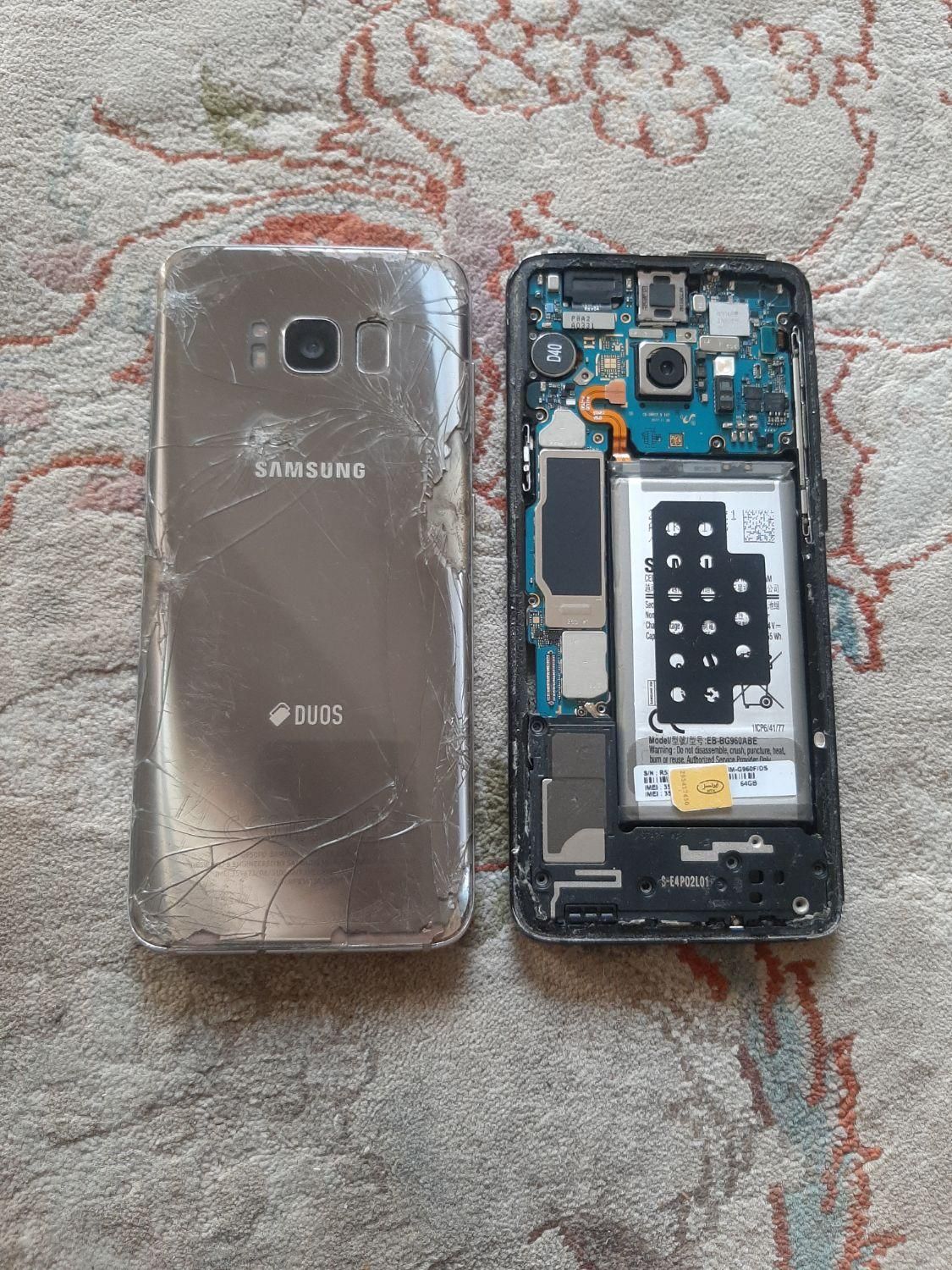 موبایل s8 وs9|موبایل|اصفهان, نقش جهان|دیوار