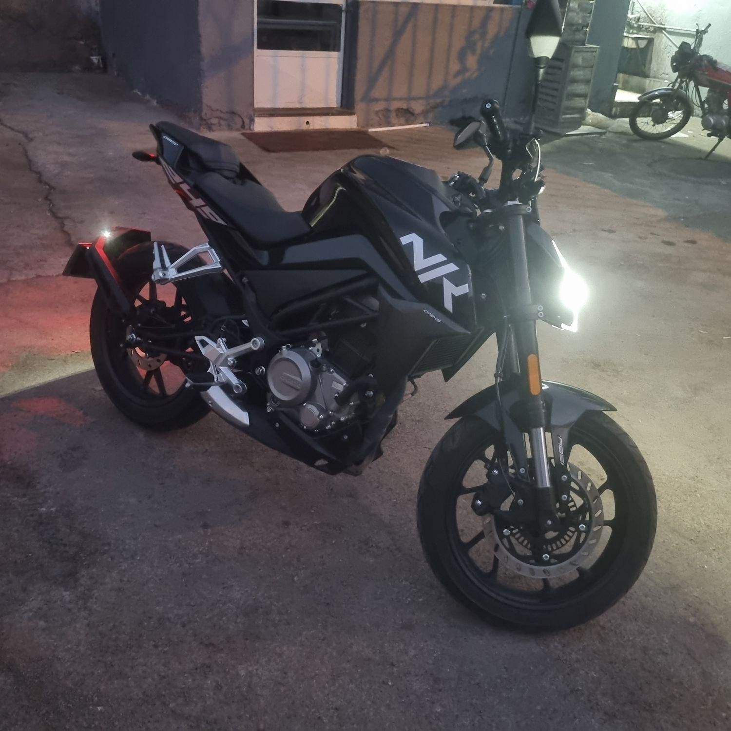 cf 250|موتورسیکلت|اصفهان, کوی ولی عصر|دیوار