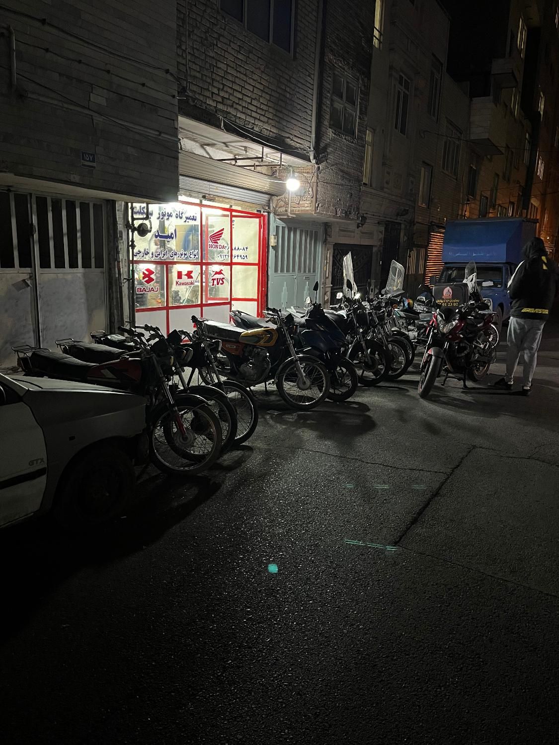 تعمیر کار موتور سیکلت ماهر نیاز مندیم|استخدام صنعتی، فنی، مهندسی|تهران, خانی‌آباد نو|دیوار