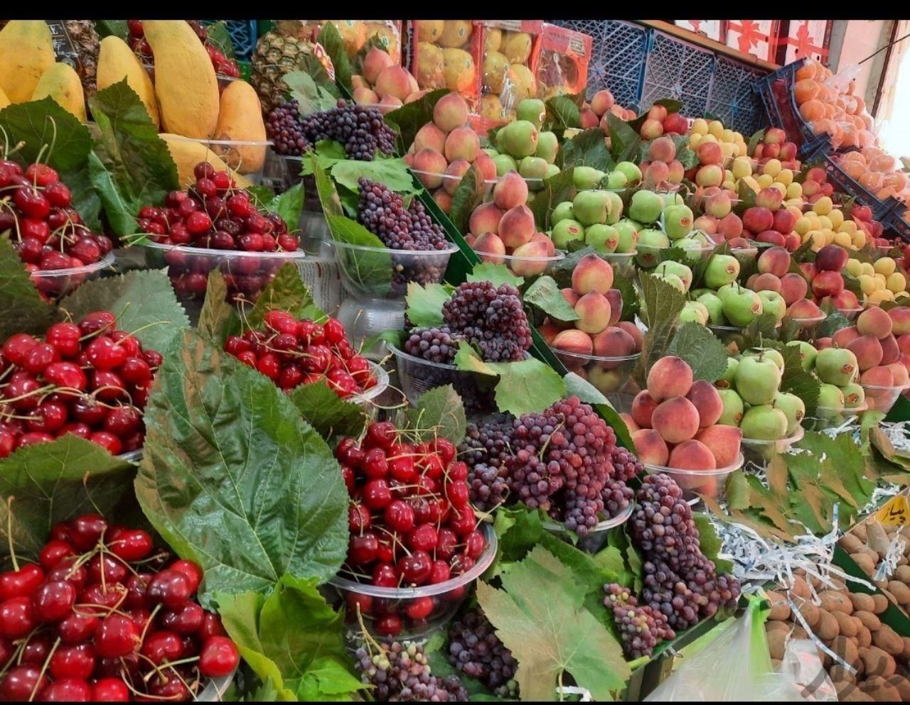 (جویایی کار)چرخوندن مغازهه میوه فروشی|استخدام خدمات فروشگاه و رستوران|تهران, آبشار|دیوار