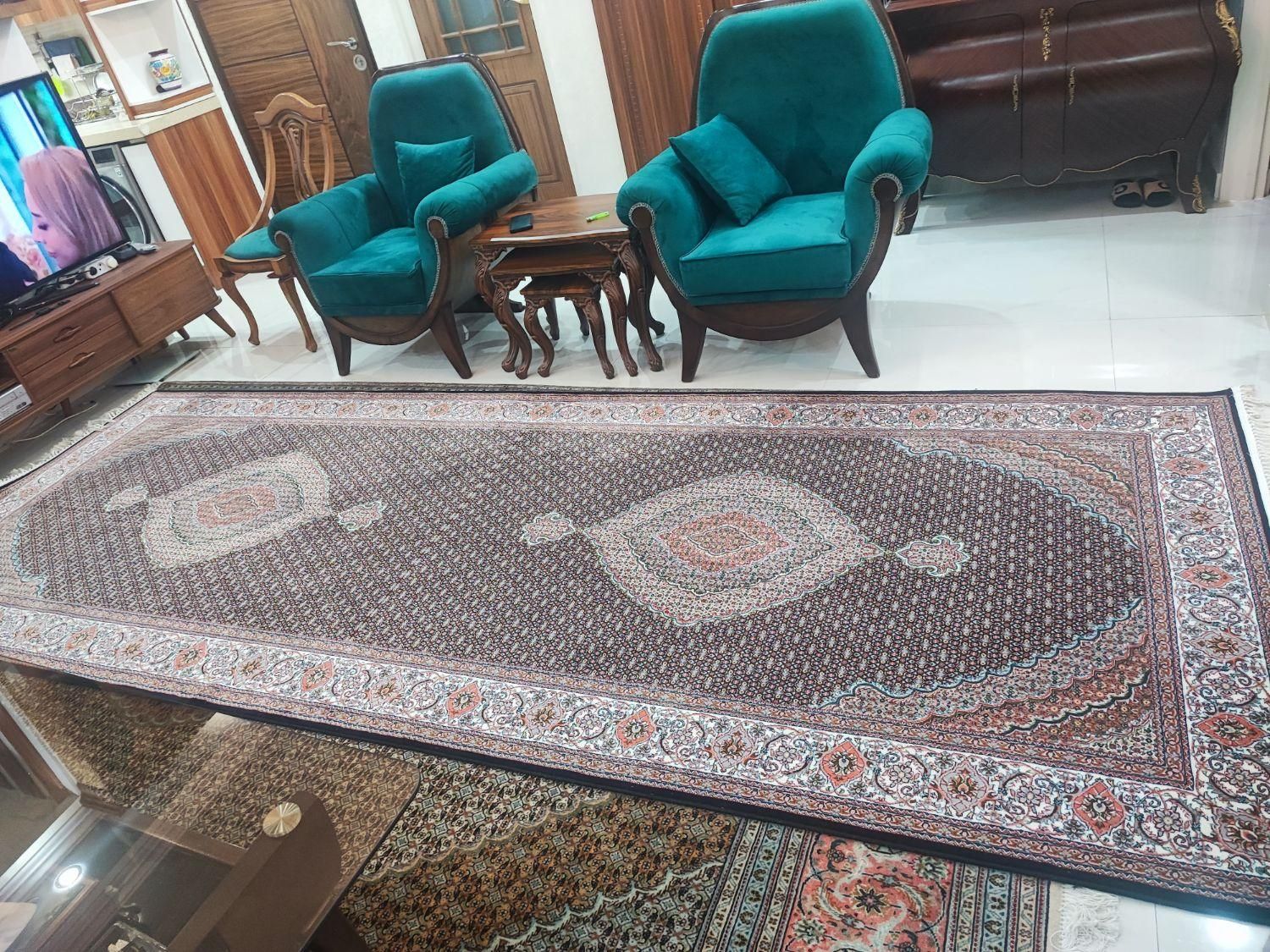 فرش کناره 4متری‌در 1/5 شانه 700 4روزه خریدیم|فرش|تهران, سازمان آب|دیوار