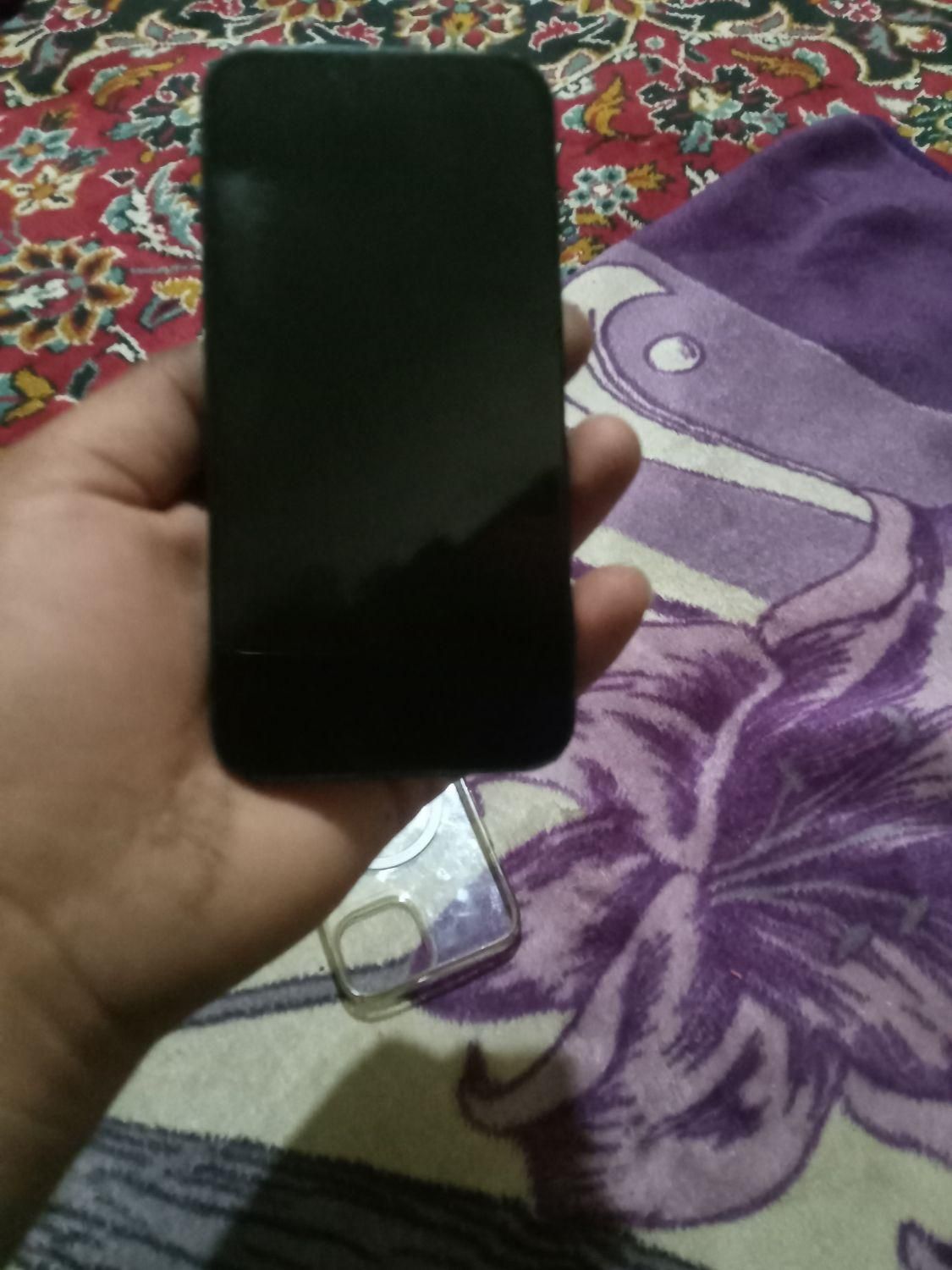 اپل iPhone 13 با حافظهٔ ۱۲۸ گیگابایت|موبایل|تهران, جیحون|دیوار