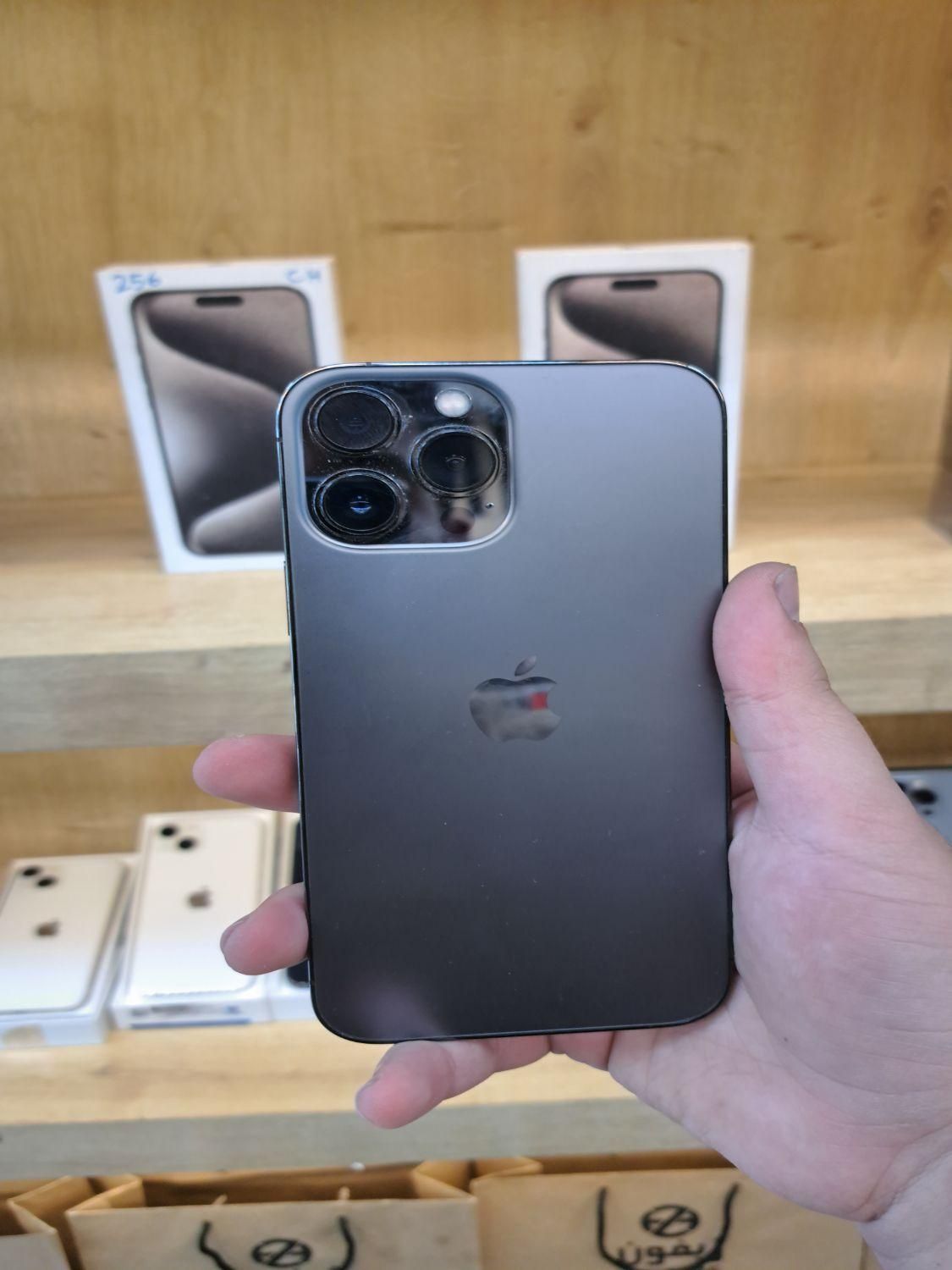 اپل iPhone 13 Pro Max با حافظهٔ ۵۱۲ گیگابایت|موبایل|اصفهان, احمدآباد|دیوار