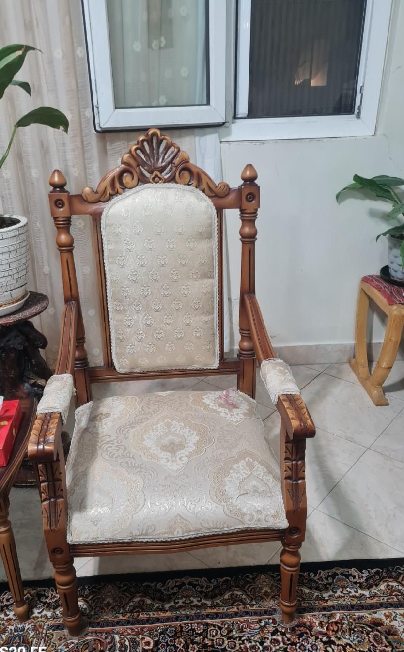 وسایل منزل اعم ازمیزناهارخوری  ومبلمان ۹نفره و...|حراج|تهران, شمیران‌نو|دیوار
