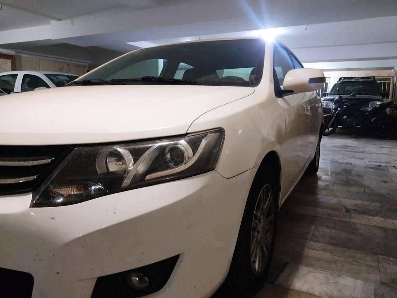 آریو اتوماتیک 1600cc، مدل ۱۳۹۷|خودرو سواری و وانت|تهران, مرزداران|دیوار
