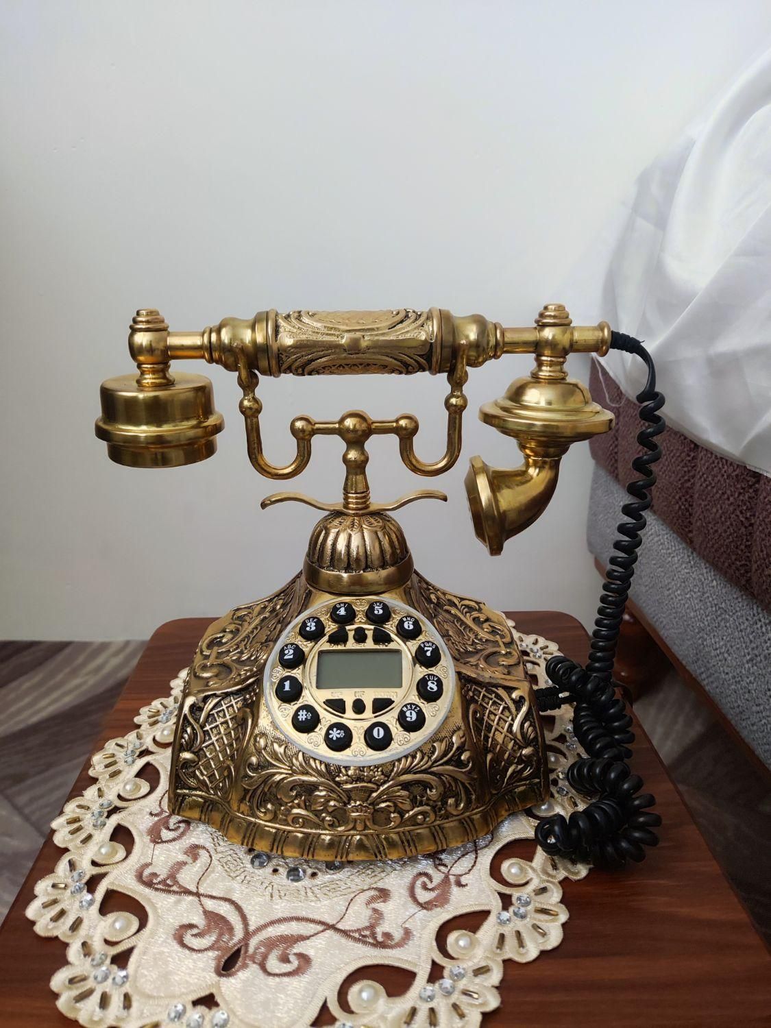 تلفن برنجی|کلکسیون اشیاء عتیقه|تهران, خانی‌آباد|دیوار
