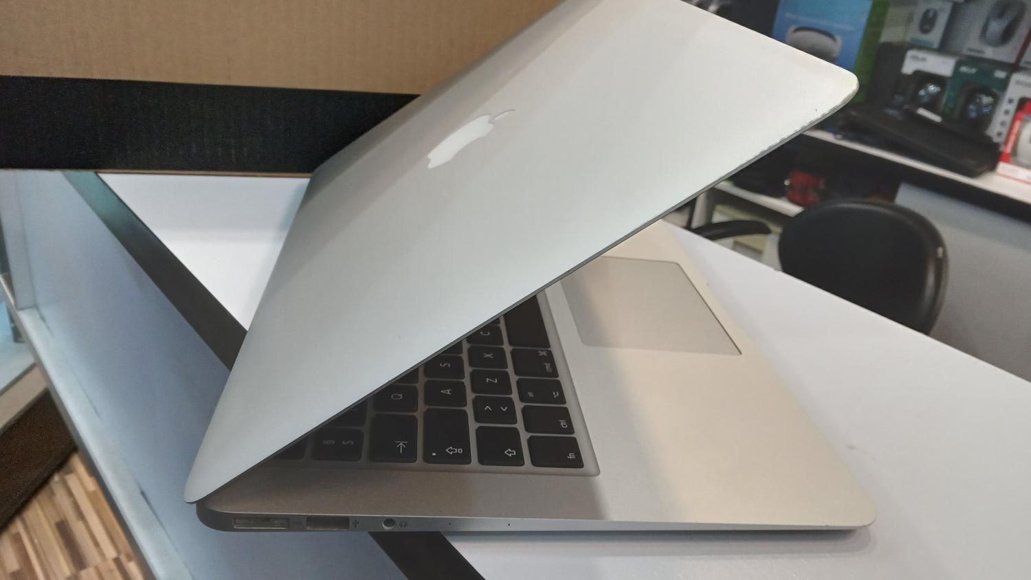 لپ تاپ اپل مدل Macbook Air A1466 (2015)|رایانه همراه|تهران, میدان ولیعصر|دیوار