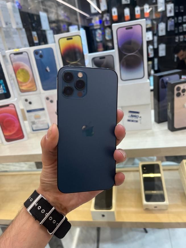 اپل iPhone 12 Pro ۲۵۶ گیگابایت|موبایل|تهران, صادقیه|دیوار