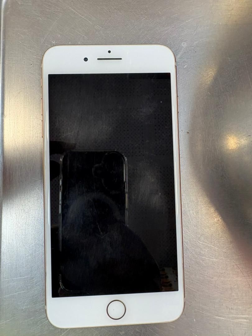 اپل iPhone 8 Plus در حد نو LLA|موبایل|اصفهان, فرح آباد|دیوار