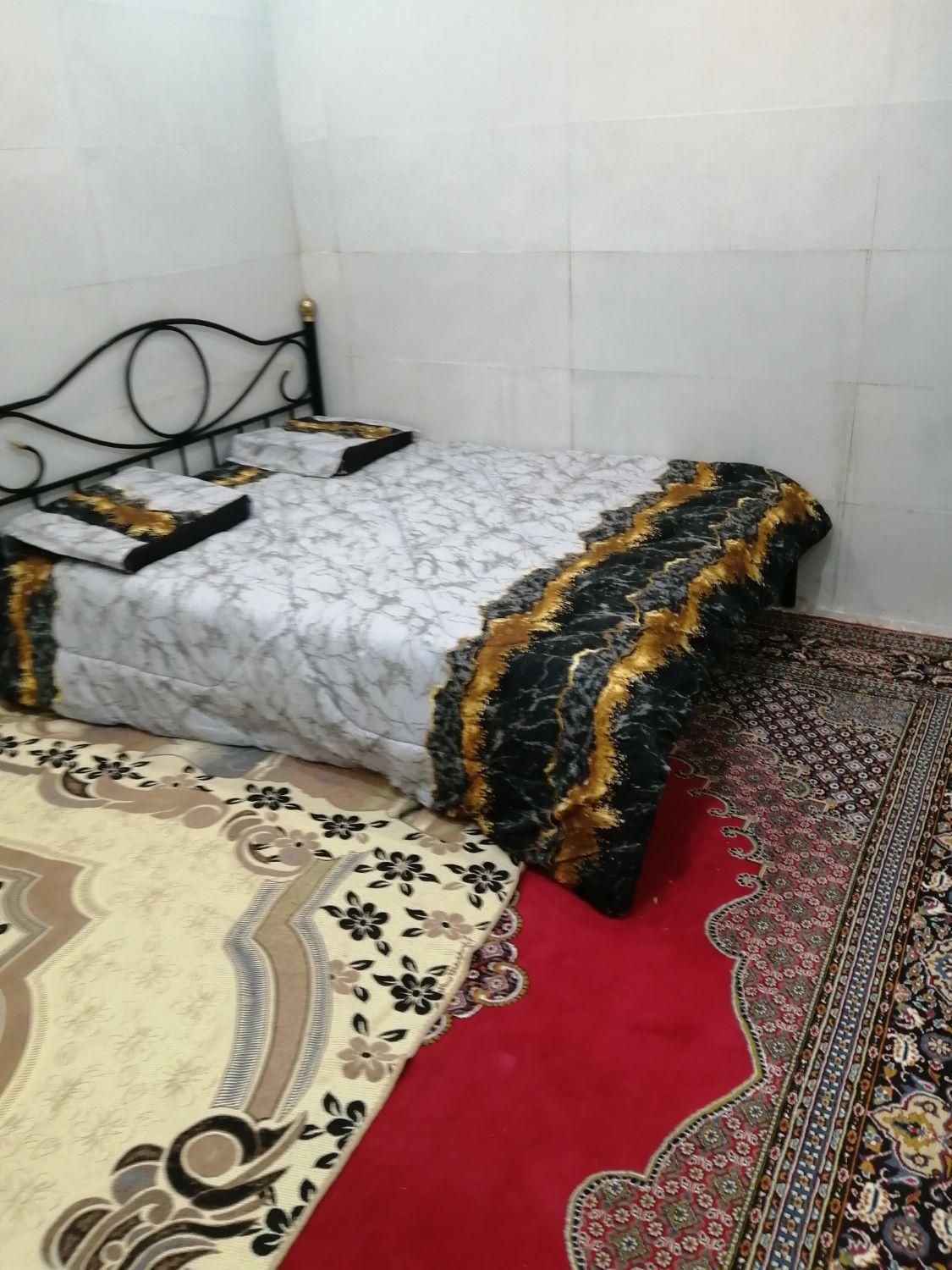 سویت بدون اتاق مبله کاملا مجزا|اجارهٔ کوتاه‌مدت آپارتمان و سوئیت|شیراز, کفترک|دیوار