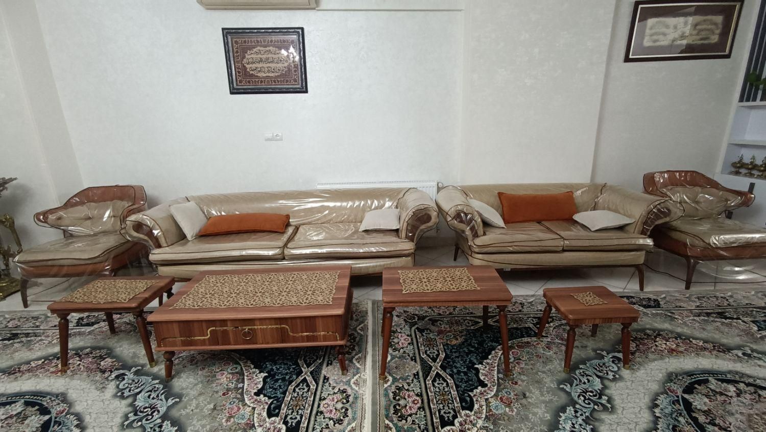 مبل راحتی ۸نفره شرکتی|مبلمان خانگی و میز عسلی|تهران, شهرک کیانشهر|دیوار