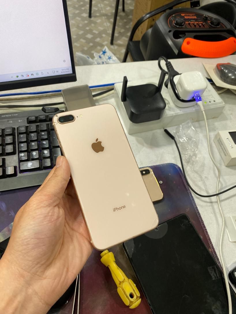 اپل iPhone 8 Plus با حافظهٔ ۶۴ گیگابایت|موبایل|تالش, هشتپر|دیوار