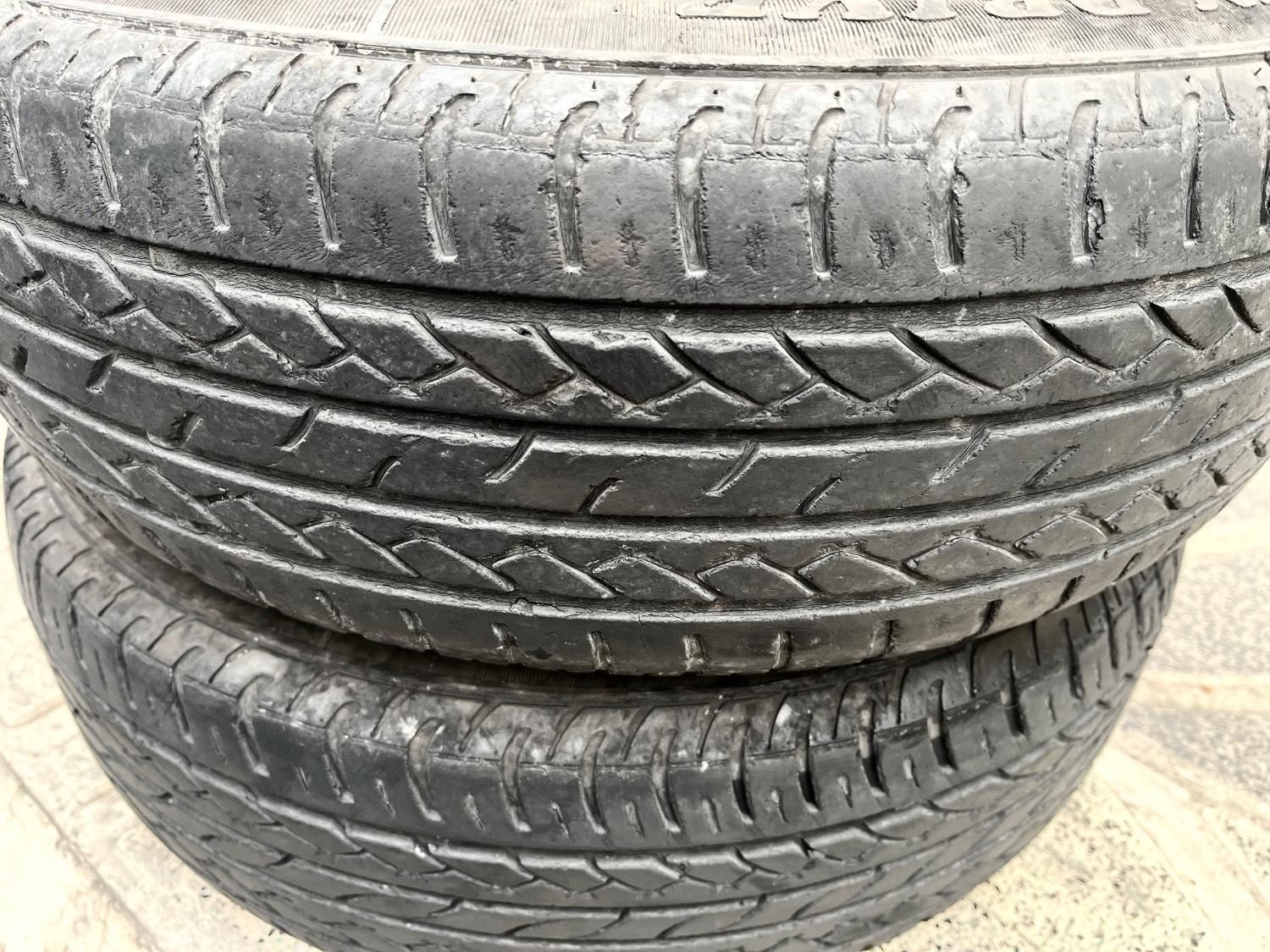 یک جفت لاستیک 185/65 R15- آج لاستیک 50 درصد|قطعات یدکی و لوازم جانبی|تهران, امیرآباد|دیوار