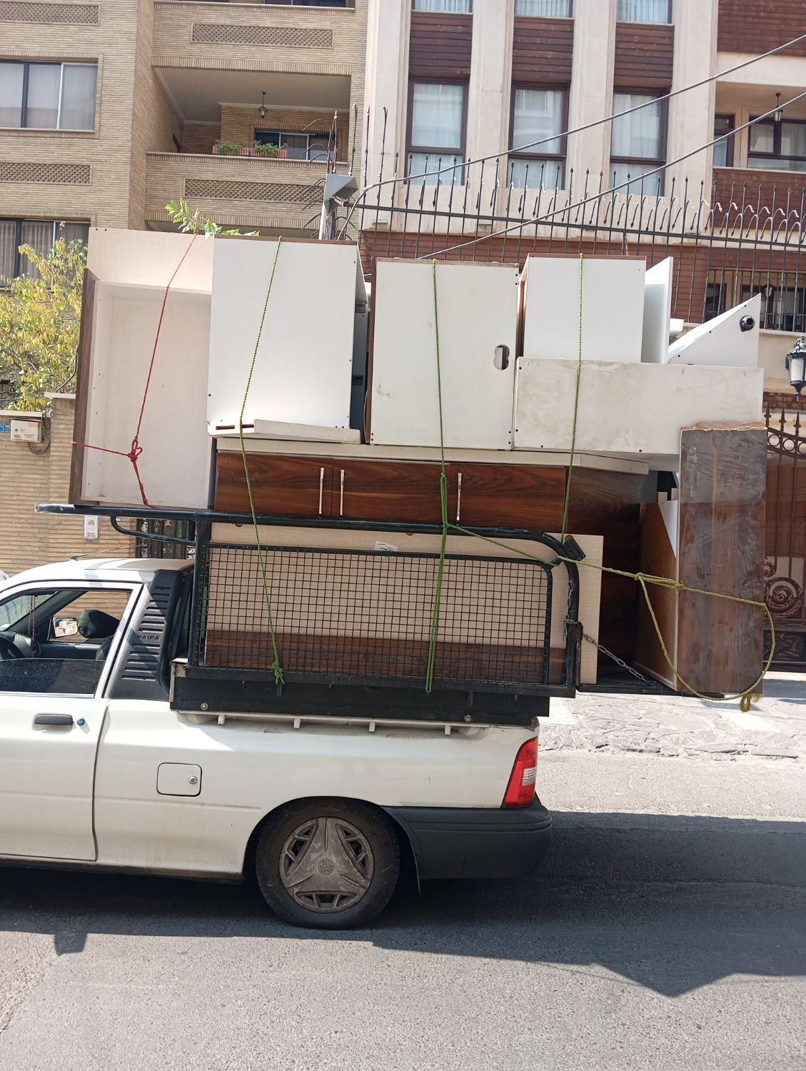 حمل اثاث منزل با کارگر باقیمت مناسب داخل شهر|خدمات حمل و نقل|تهران, یاخچی‌آباد|دیوار