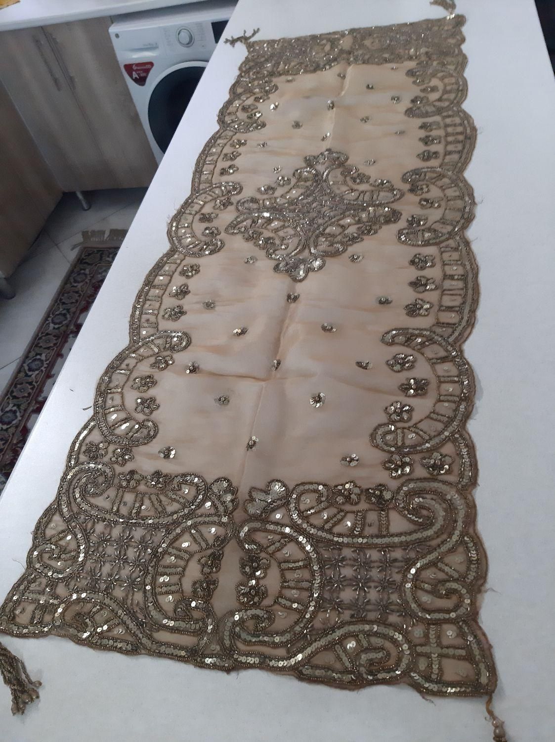 رومیزی سه تکه و رانر حریر سنگ دوزی نو نو|پرده، رانر، رومیزی|تهران, نواب|دیوار