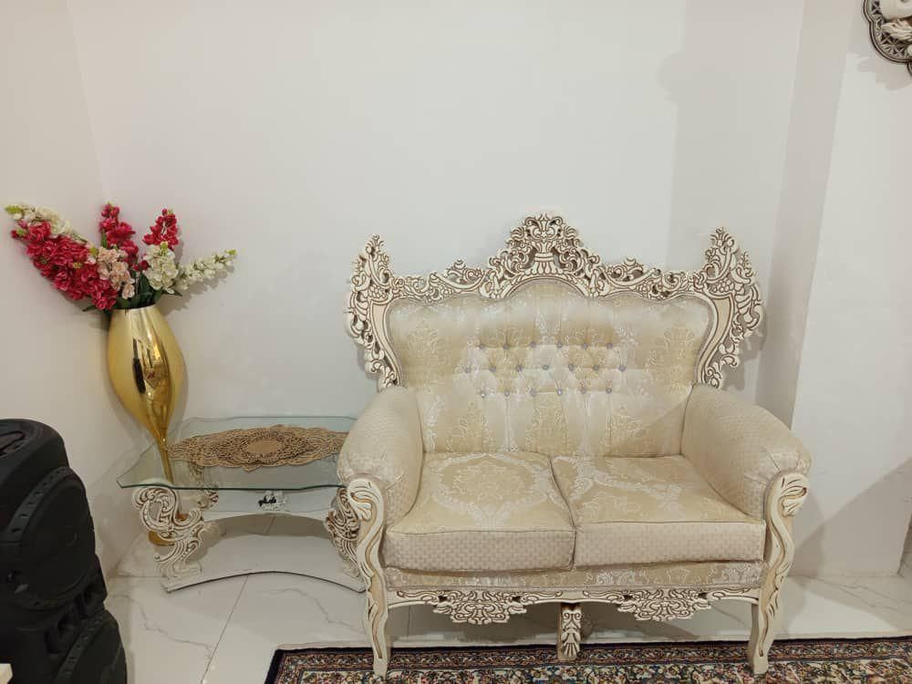 مبل ۷ نفره سلطنتی در حد نوبا جلومبلی و عسلی|مبلمان خانگی و میز عسلی|رباط‌کریم, |دیوار