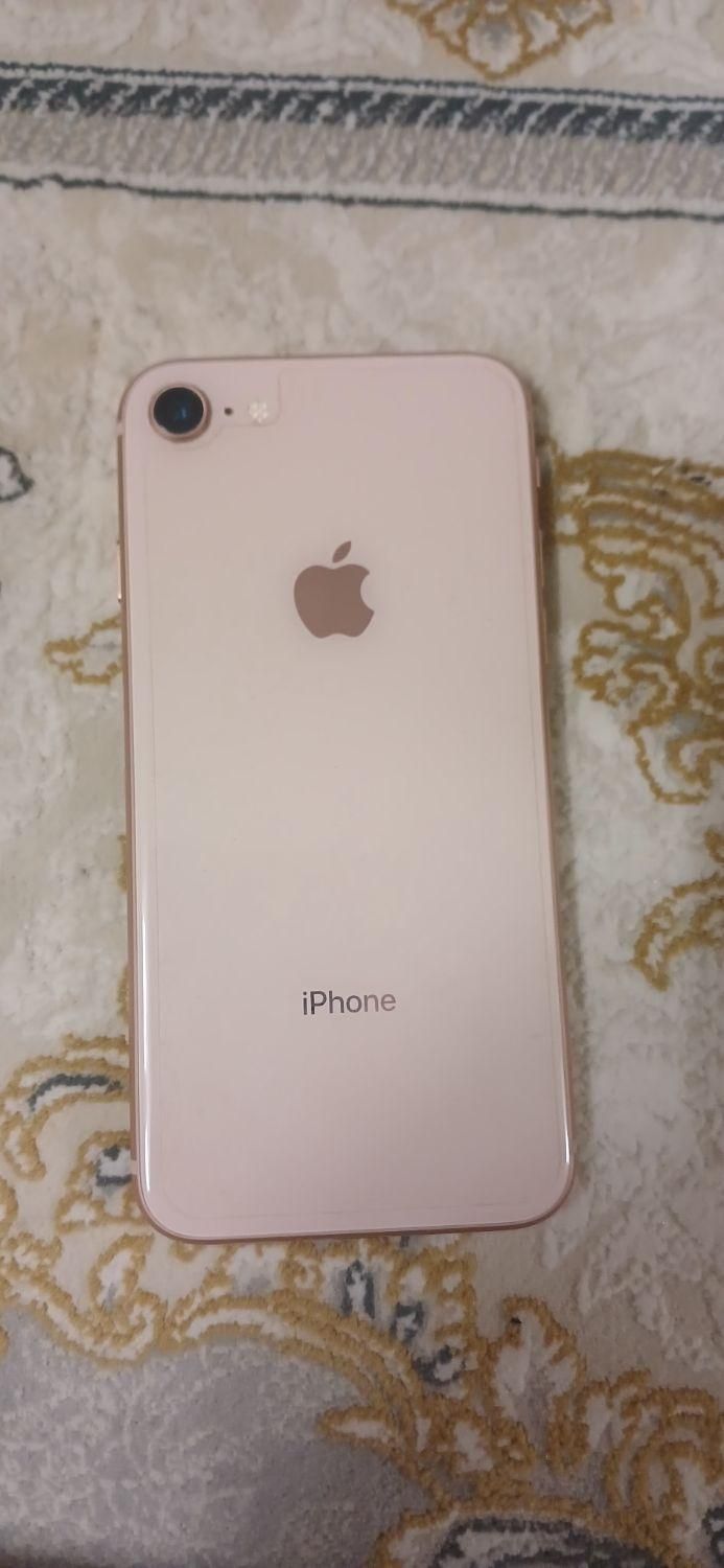اپل iPhone 8 با حافظهٔ ۶۴ گیگابایت|موبایل|تهران, نازی‌آباد|دیوار