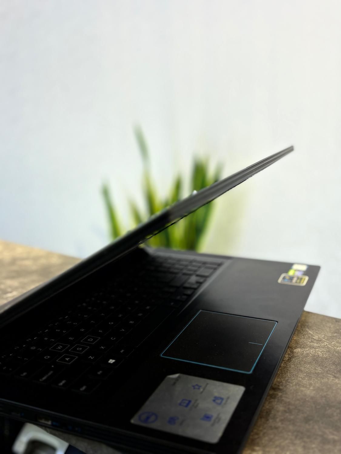 Dell مناسب برای رندرینگ|رایانه همراه|اصفهان, مفتح|دیوار
