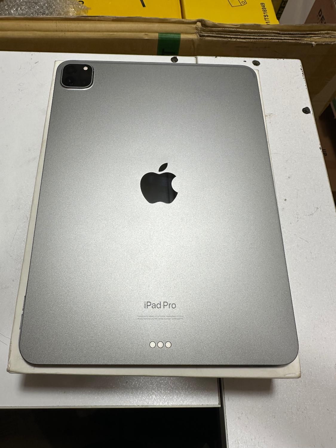 ipad pro M2 2022 128G wifi|تبلت|تهران, پامنار|دیوار