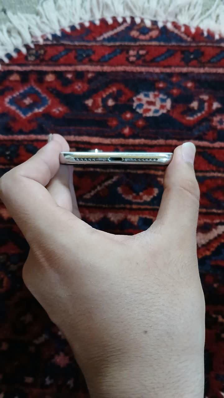 اپل iPhone X با حافظهٔ ۶۴ گیگابایت|موبایل|تهران, تهران‌سر|دیوار