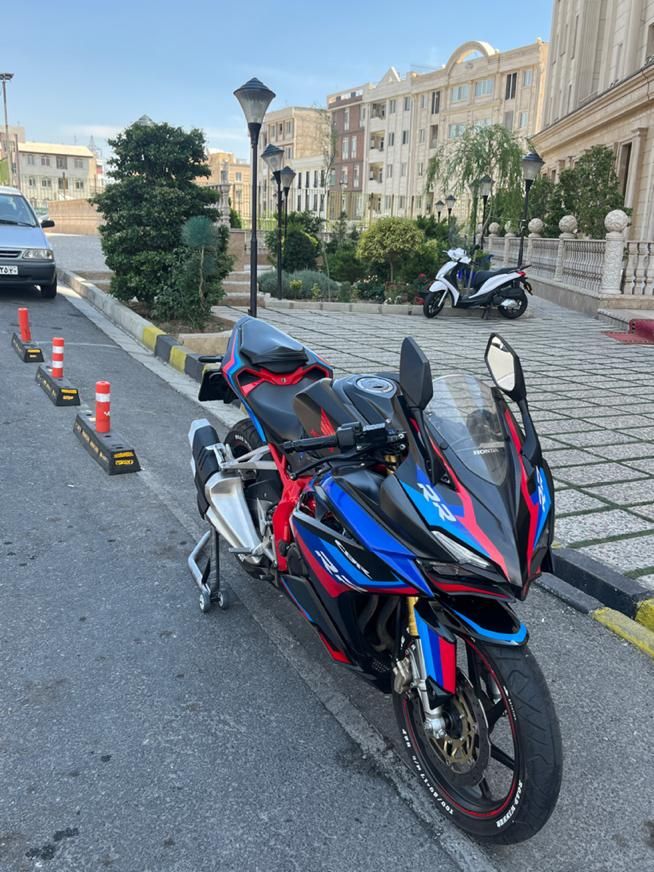 خاص ترین هندا cbr250 ( کاوازاکی نینجا یاماها r25 )|موتورسیکلت|تهران, جنت‌آباد مرکزی|دیوار