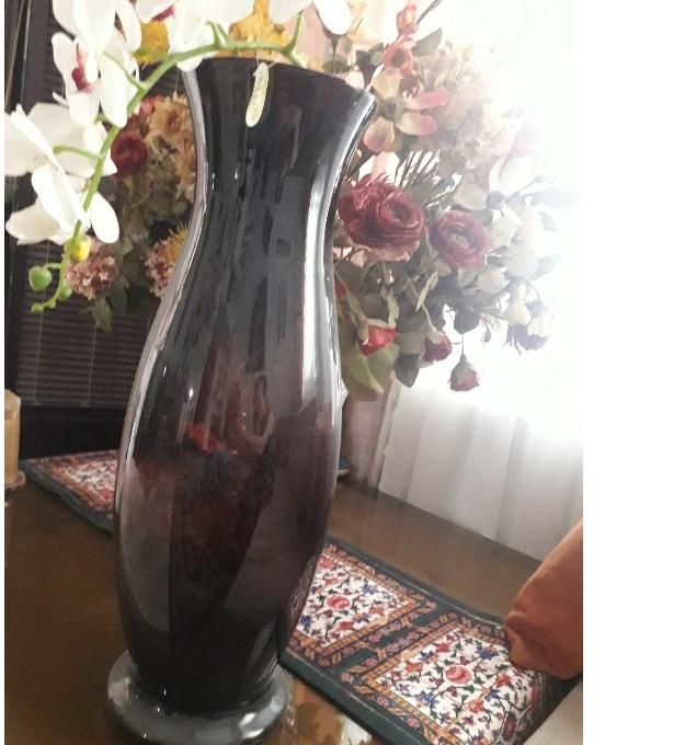گلدان شیشه ای بنفش مشکی ۶۰ سانت|صنایع دستی و سایر لوازم تزئینی|تهران, سازمان برنامه|دیوار