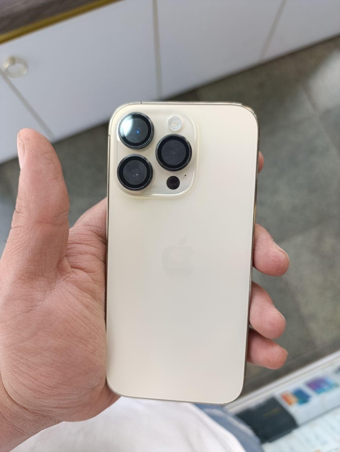 اپل iphone 14 pro با حافظهٔ ۲۵۶ گیگابایت|موبایل|قم, بنیاد|دیوار