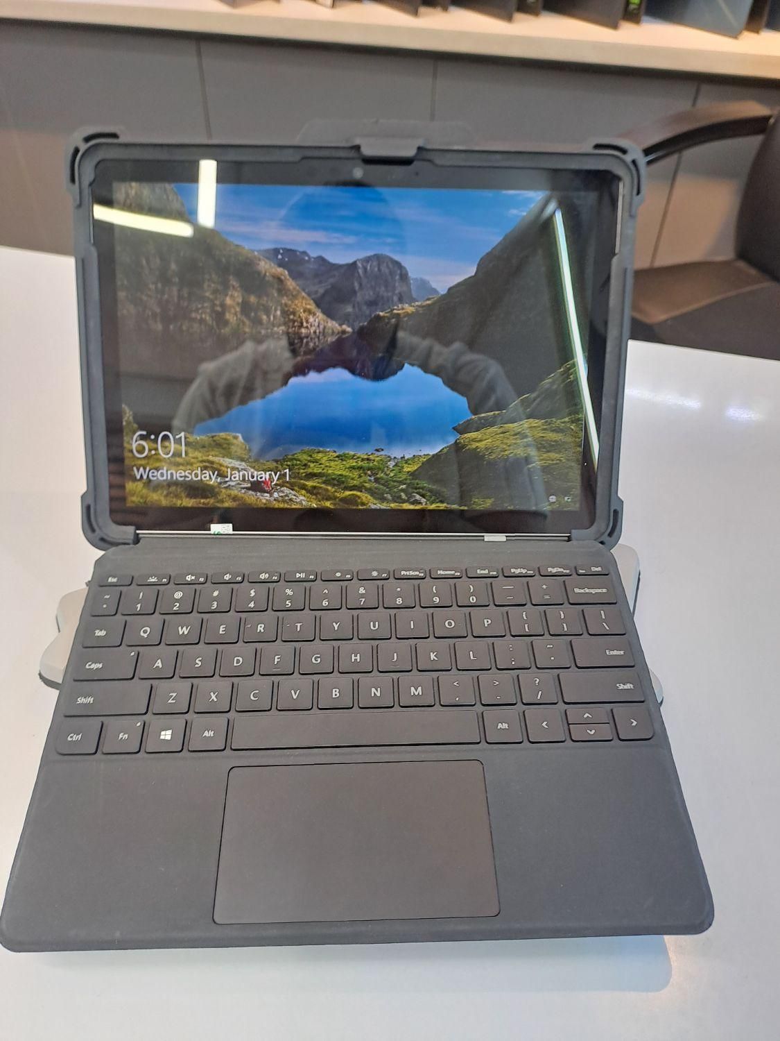 سرفیس گو 2 سیم ساپورت و بدون سیم core m3|تبلت|تهران, میدان ولیعصر|دیوار