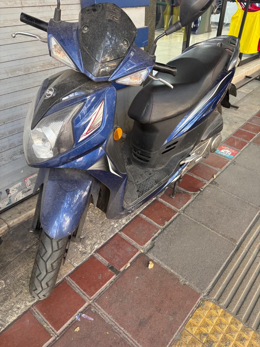 موتور SYM SR200|موتورسیکلت|تهران, جمهوری|دیوار
