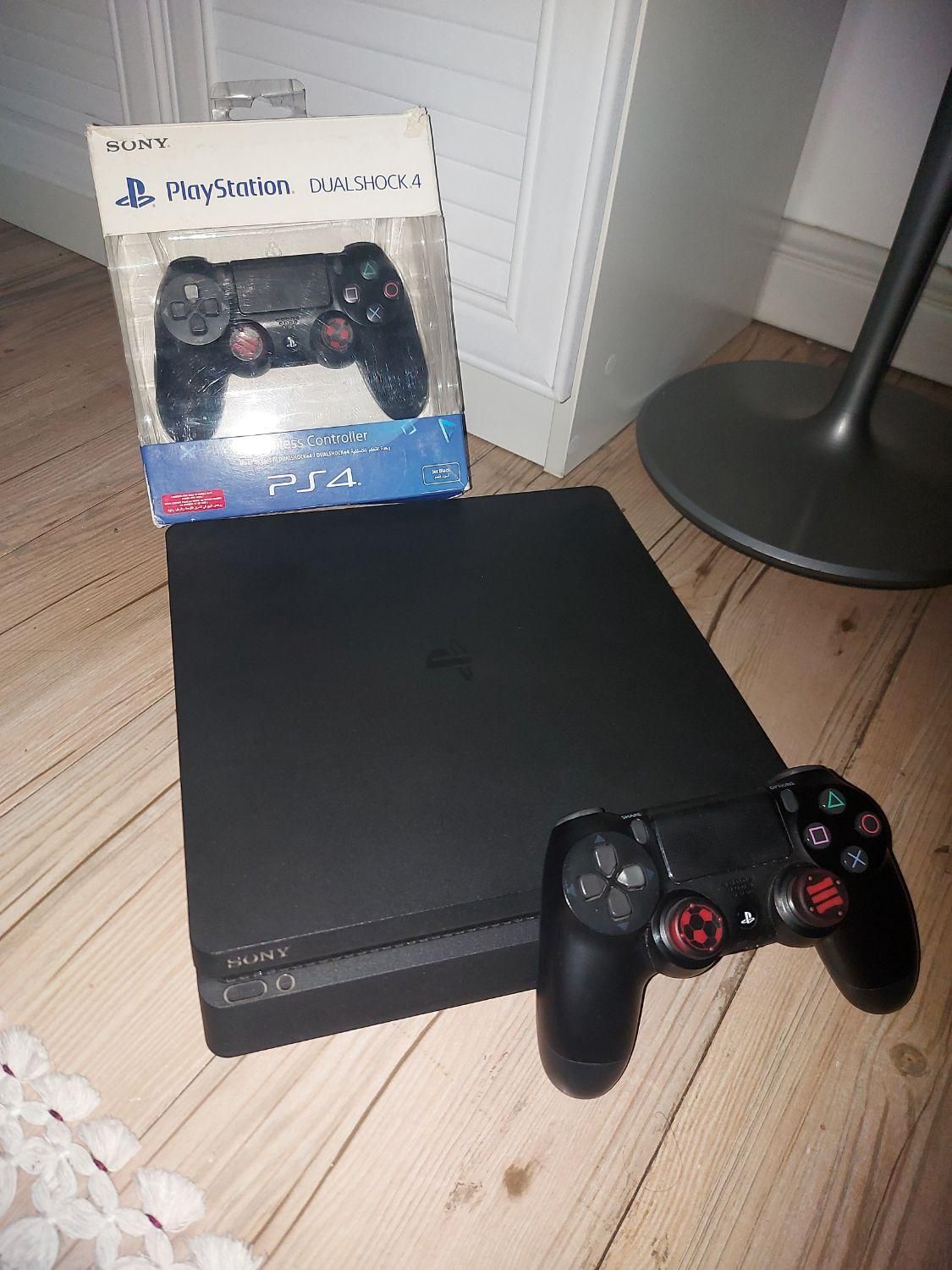 دو دسته ps4 slim 500 + بازی|کنسول، بازی ویدئویی و آنلاین|تهران, هفت حوض|دیوار