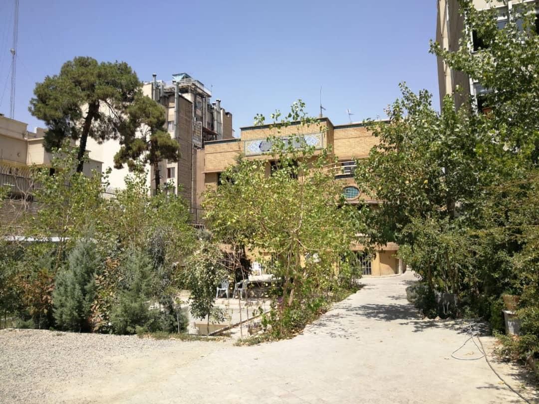 اجاره اداری ۳۵ متری در دانشگاه تهران|اجارهٔ دفتر کار، اتاق اداری، مطب|تهران, دانشگاه تهران|دیوار