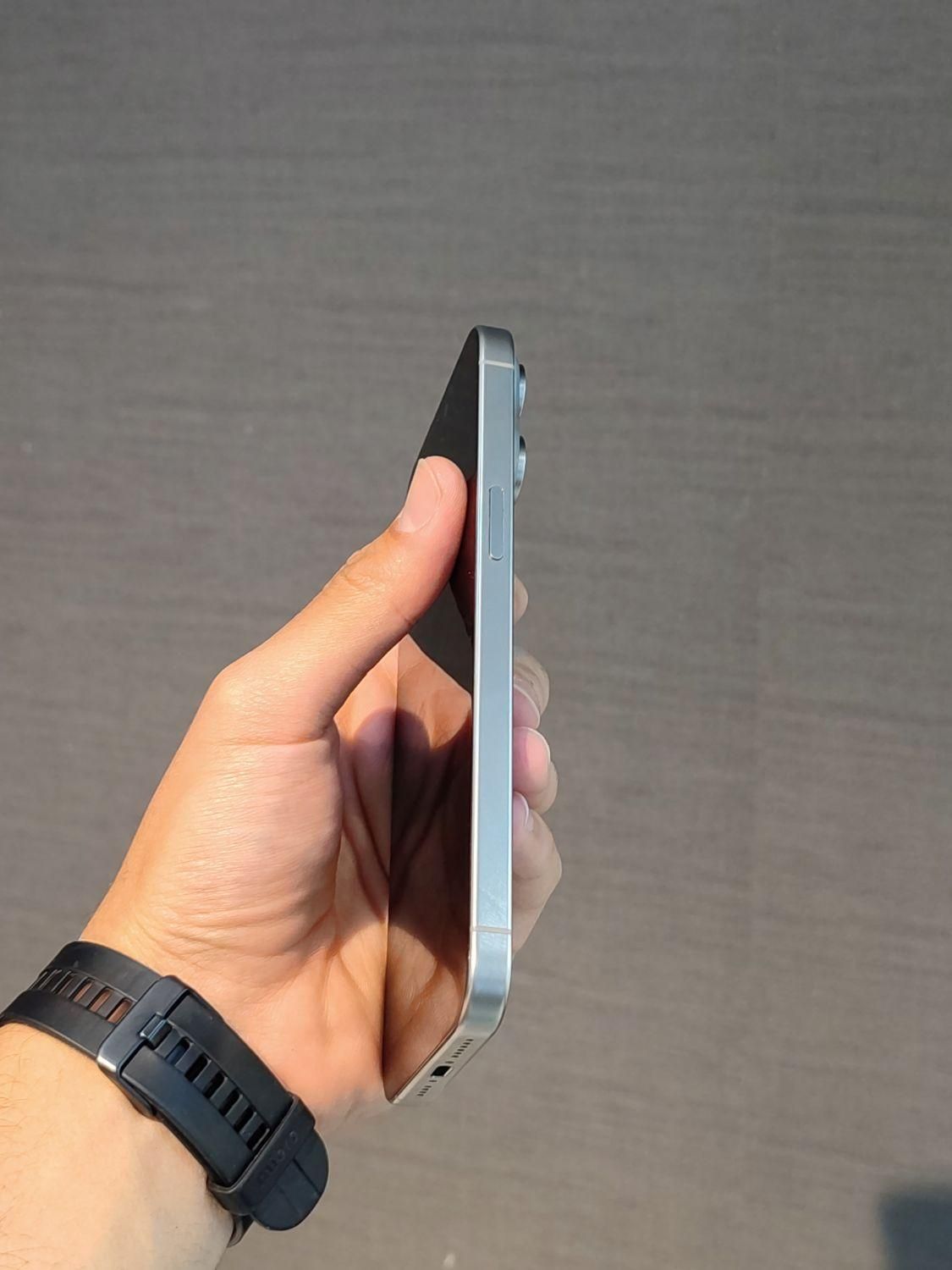 iPhone 15 Pro Max با حافظهٔ ۲۵۶ گیگابایت در حد|موبایل|کرج, اصفهانی‌ها|دیوار