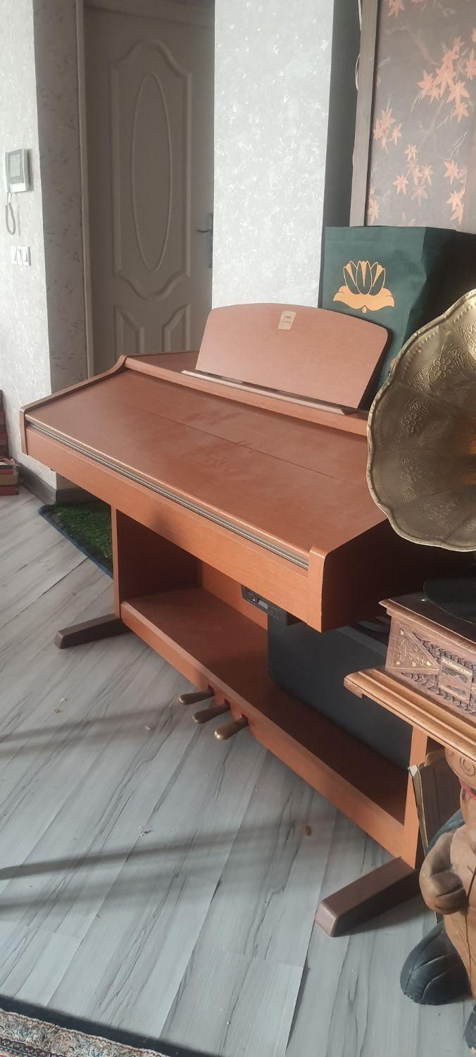 Yamaha CVP-204|پیانو، کیبورد، آکاردئون|تهران, زیبادشت|دیوار