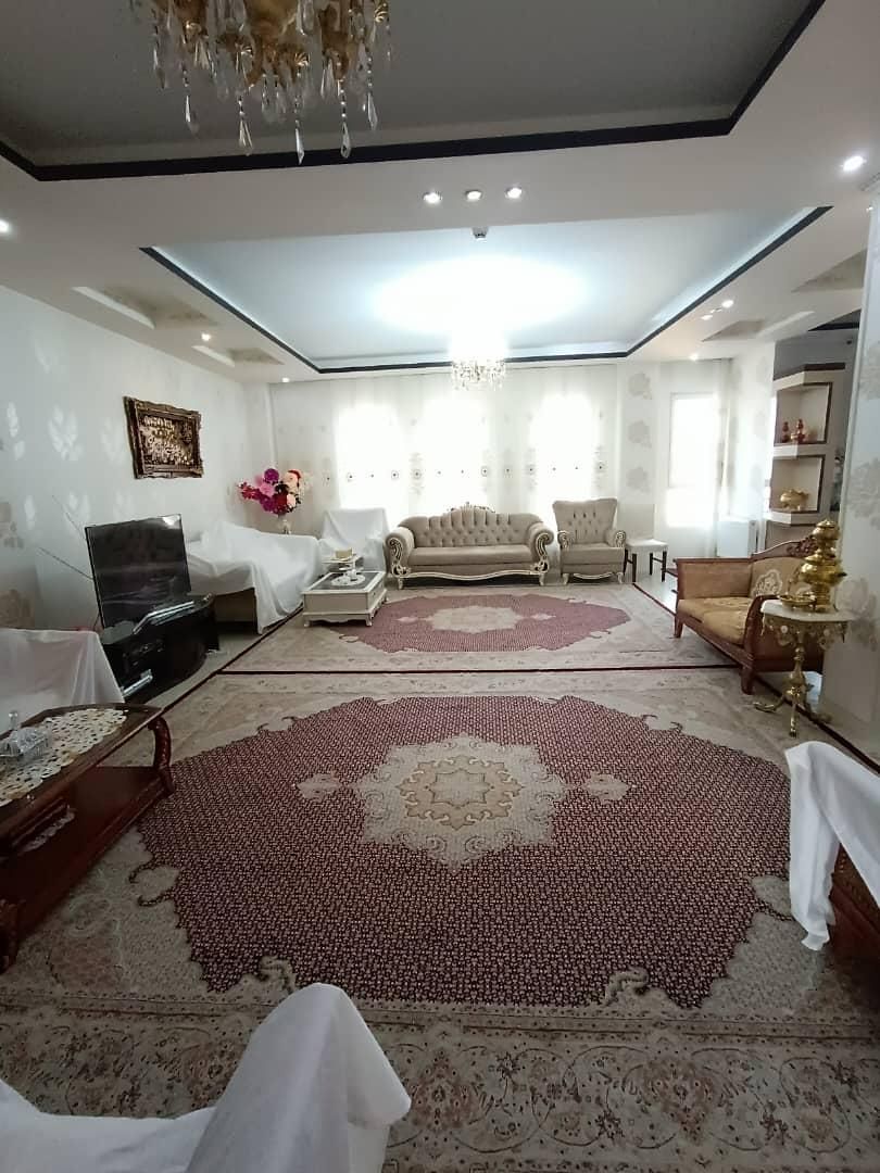 همخونه میپذیرم|اجارهٔ آپارتمان|تهران, نصرت|دیوار