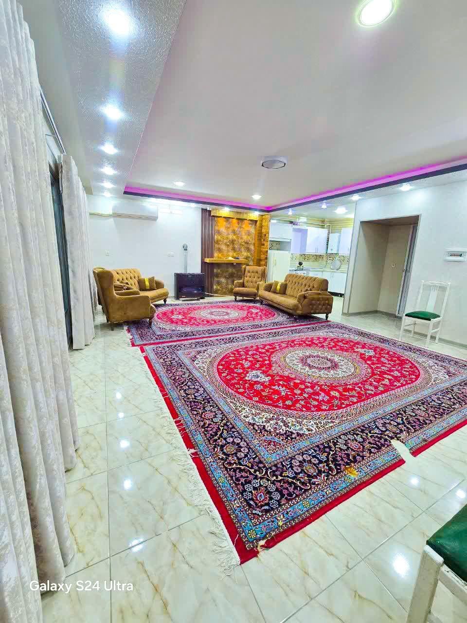 اجاره باغ زردنجان بااستخراب گرم|اجارهٔ کوتاه‌مدت ویلا و باغ|اصفهان, روشن‌دشت|دیوار