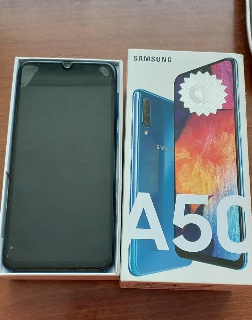 سامسونگ Galaxy A50 با حافظهٔ ۱۲۸ گیگابایت|موبایل|تهران, شادمهر|دیوار
