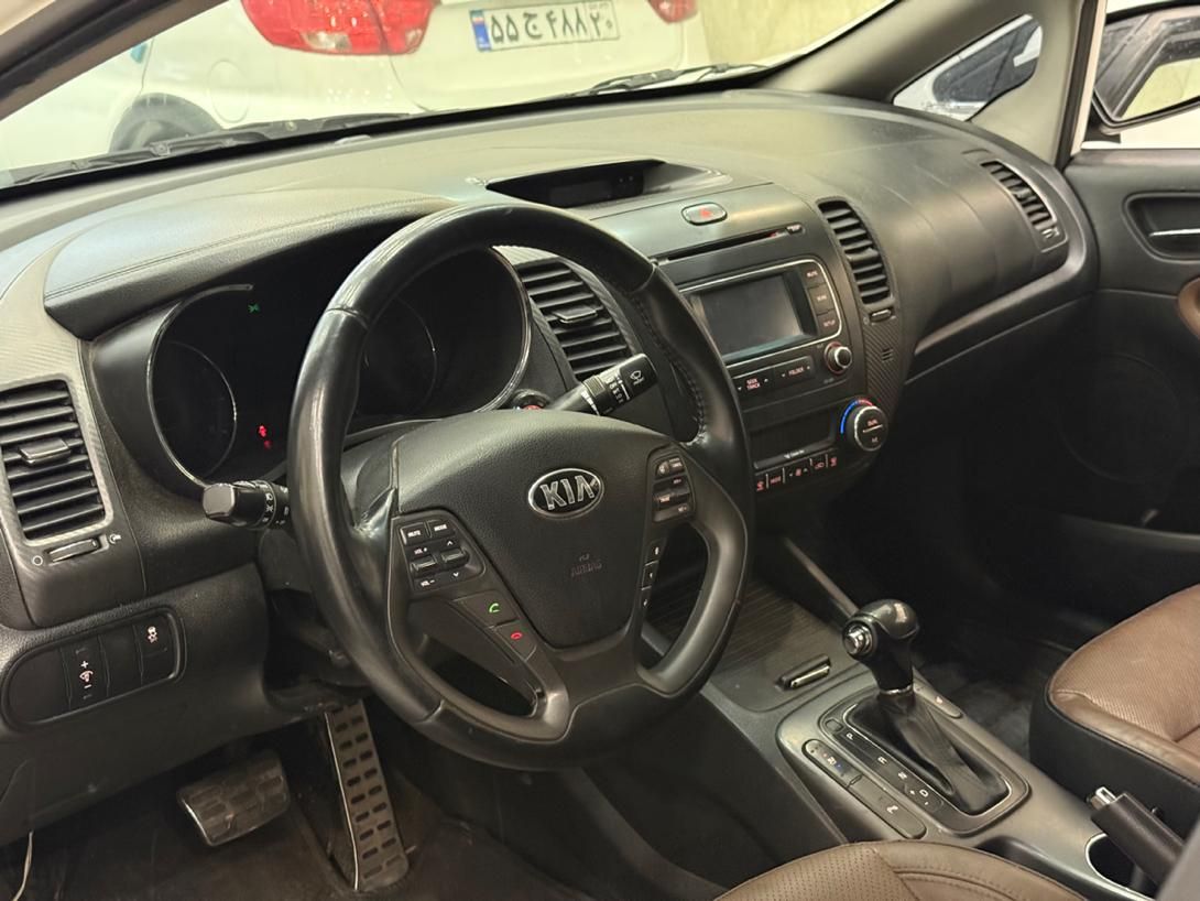 کیا سراتو اتوماتیک 2000cc، مدل ۲۰۱۵ اتوگالری علی|خودرو سواری و وانت|تهران, هوانیروز|دیوار