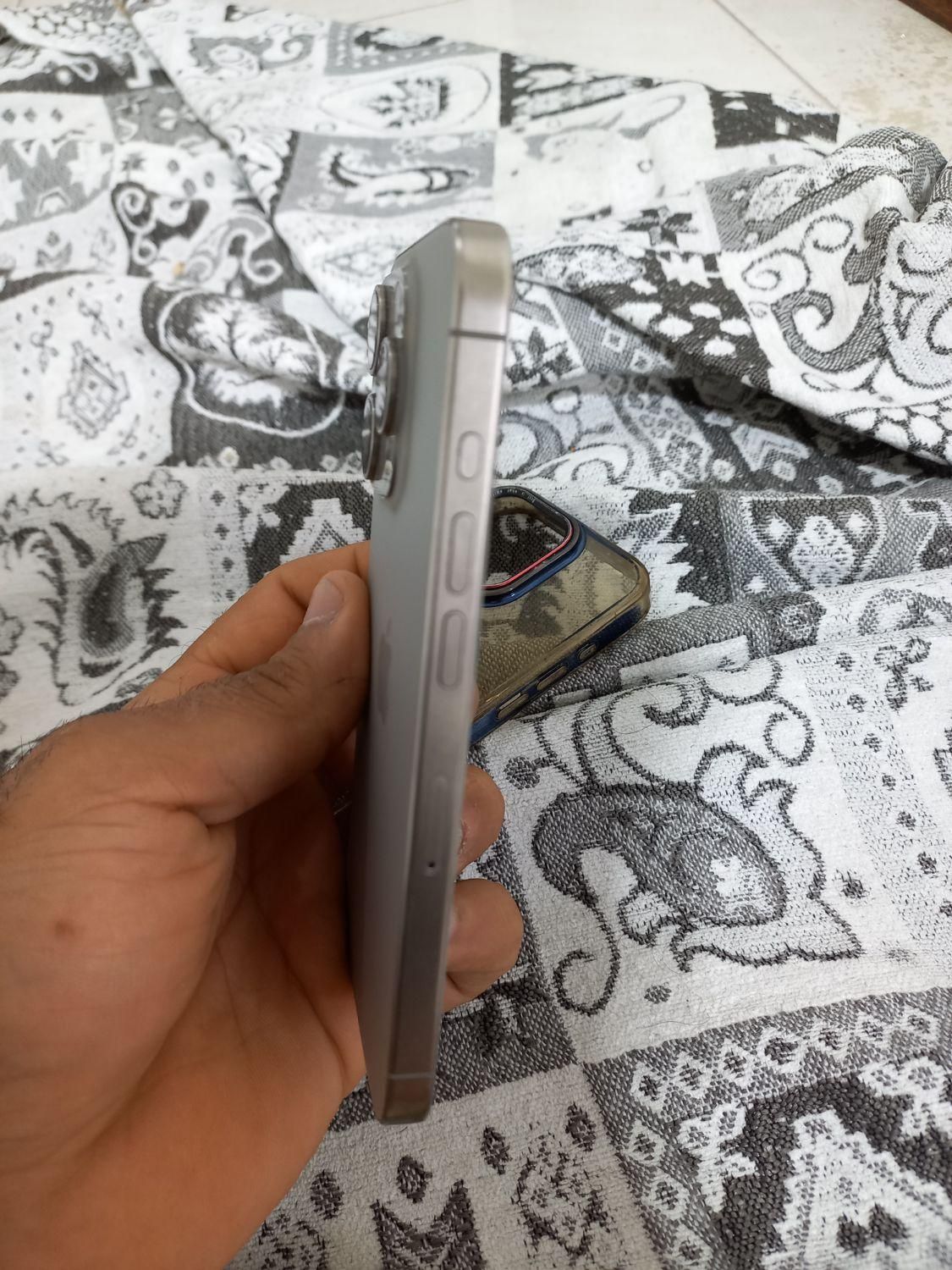 اپل iPhone 15 Pro با حافظهٔ ۲۵۶ گیگابایت|موبایل|تهران, شهرک مسلمین|دیوار