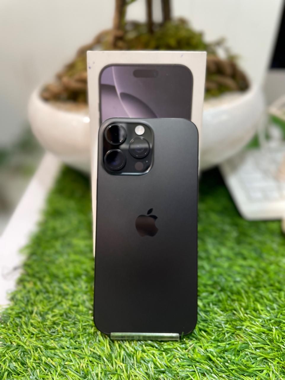 اپل iPhone 16 Pro Max با حافظهٔ ۲۵۶ گیگابایت|موبایل|کرج, کوی امامیه|دیوار