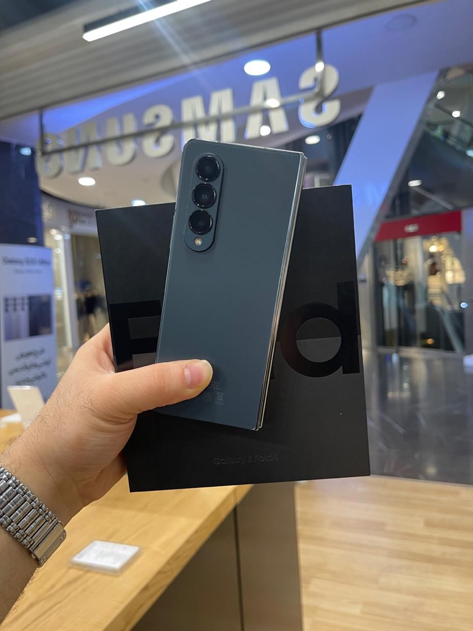 سامسونگ Galaxy Z Fold4 با حافظهٔ ۵۱۲ گیگابایت|موبایل|تهران, اقدسیه|دیوار