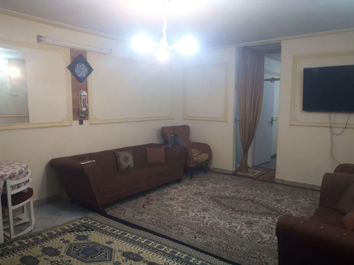 اجاره آپارتمان ۶۵ متری ۴۰ متر حیاط اختصاصی|اجارهٔ آپارتمان|تهران, پرستار|دیوار